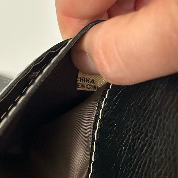 Patricia Nash - Alava Black Embossed Italian Leather Trifold Wallet - Picture 11 of 16